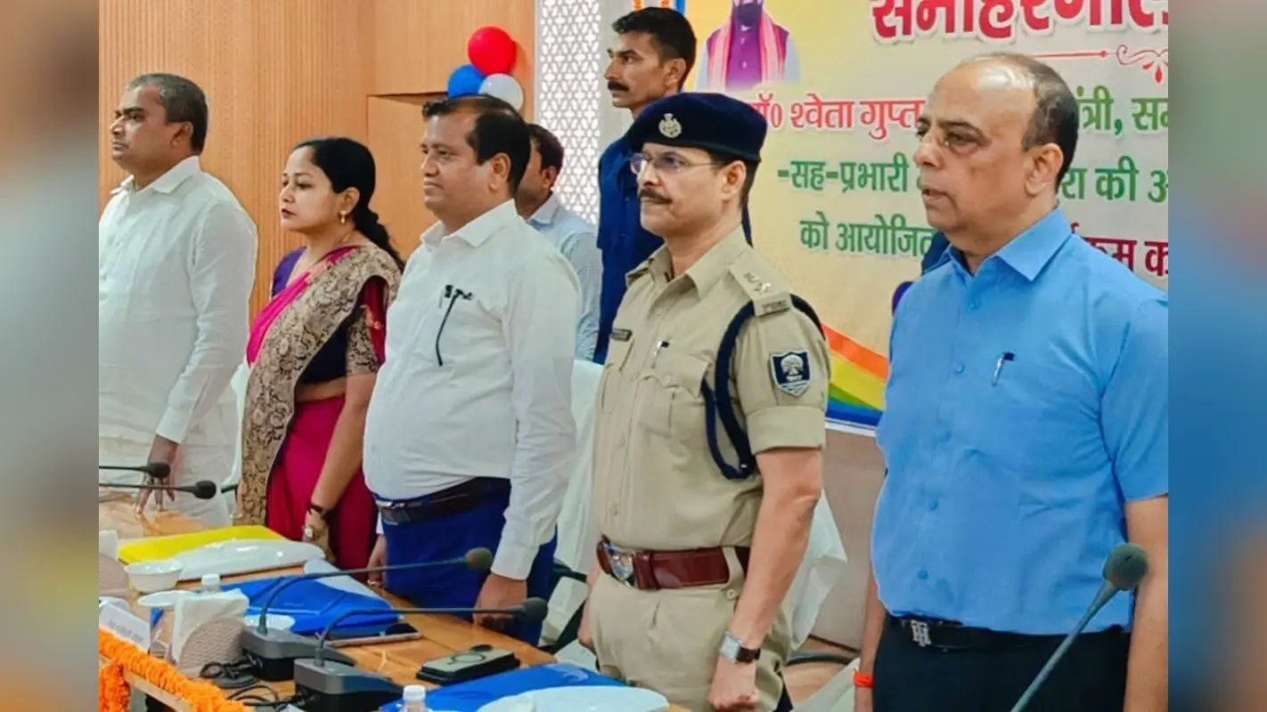 दो साल के प्यार ने जीती जंग, भाई के विरोध पर सारी बंदिशें तोड़ दूल्हे के घर पहुंची दुल्हन, शिव मंदिर में हुई शादी
